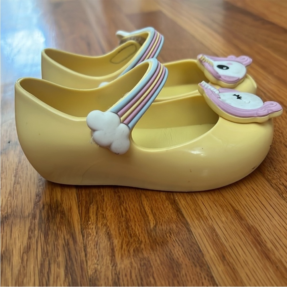 Yellow Mini Melissa Winking Unicorn 7 & Rainbow Cat Jack 8 - Picture 6 of 14